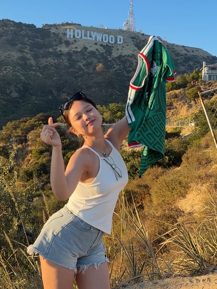 FOTO: Influencerka Ino Cat miluje fotbal. – stránka 6