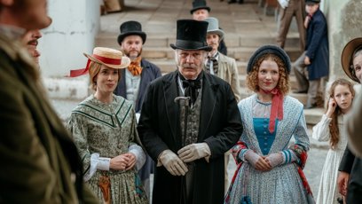 FOTO: Táňa Pauhofová, Martin Finger a Lucie Ducháčková v pohádce Krakonoš a básník.