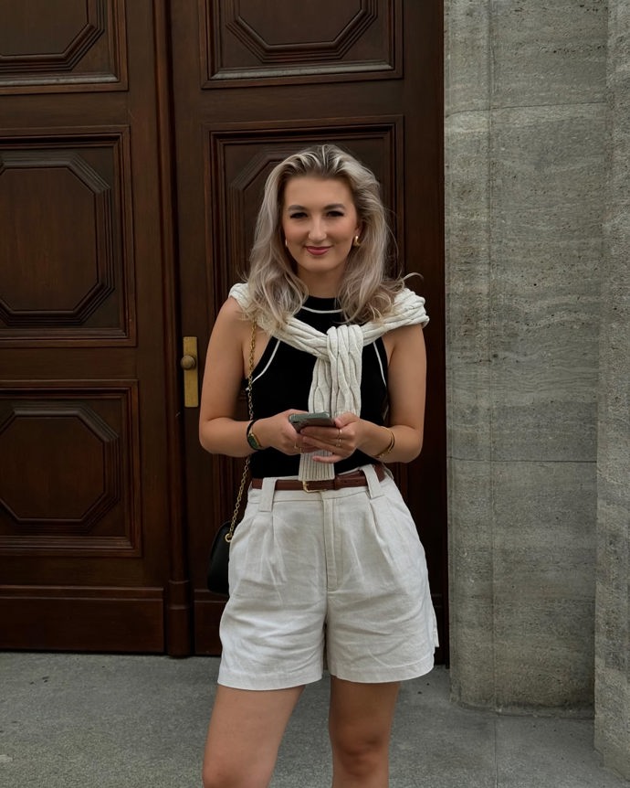 FOTO: Reportérka Kristýna Bezděková. – stránka 12