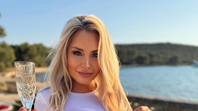 FOTO: Lenka Dragounová si užívala skleničku dobrých bublinek ve vířivce.