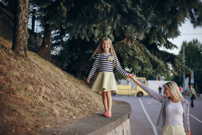 FOTO: dívka, maminka, rodina, město – stránka 14
