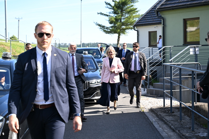 FOTO: Petr Pavel a Eva Pavlová na návštěvě kraje Vysočina. – stránka 19