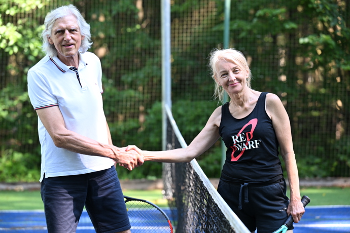 FOTO: Veronika Žilková si s Ivanem Hubačem si zahráli tenis. – stránka 8