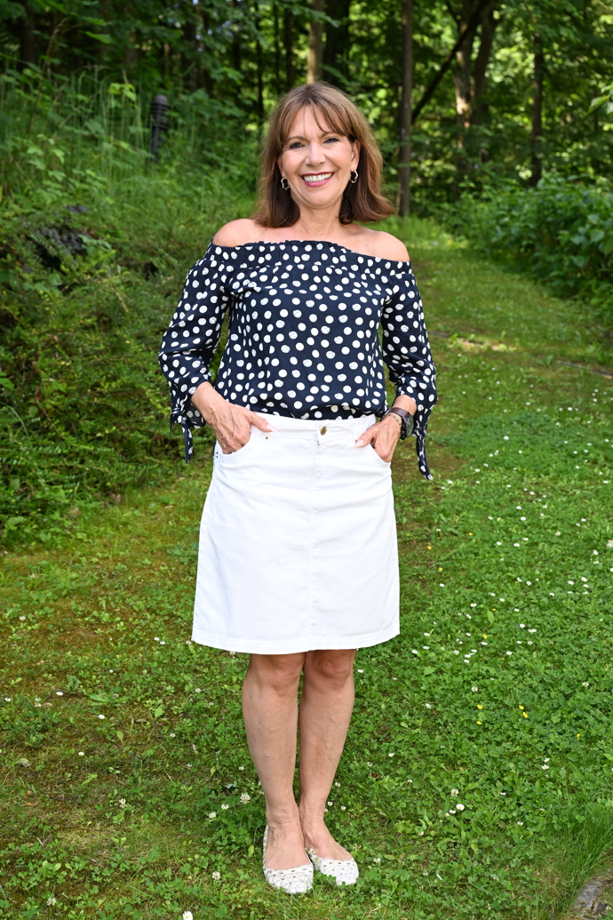 FOTO: Michaela Dolinová na soustředění Anděl mezi zdravotníky, které se konalo v Hotelu Studánka. – stránka 48