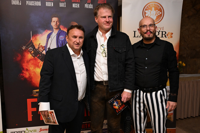 FOTO: Slavnostní premiéra filmu Filman. – stránka 40