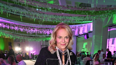 FOTO: Dagmar Havlová se zahalila do perel.
