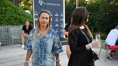 FOTO: Bára Mlejnková s lišáckým mrknutím procházela party na Vítkově.