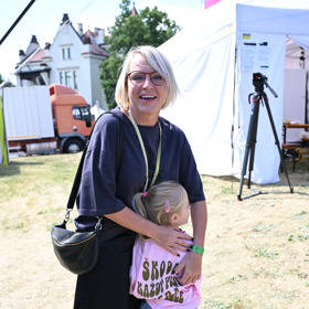 Martina Pártlová vyvedla na festival svoji dcerku Stellu.