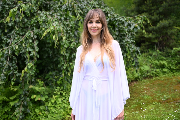 FOTO: Krásná Jana Fabiánová. – stránka 4