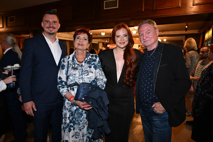 FOTO: Slavnostní premiéra filmu Filman. – stránka 18