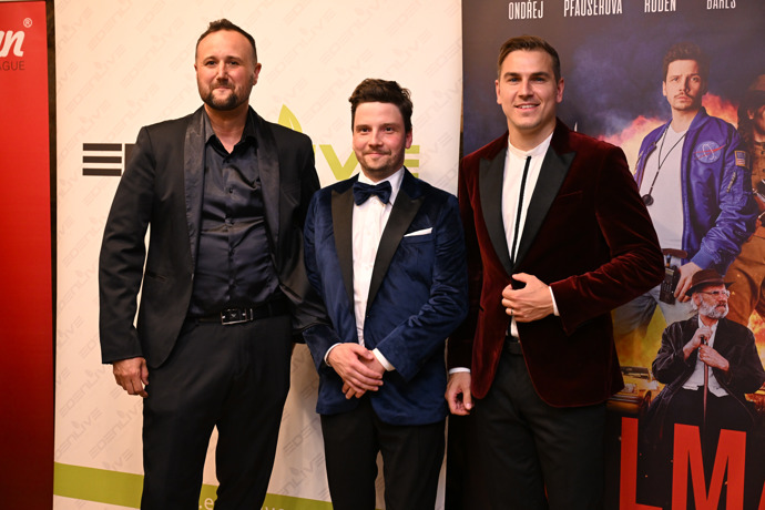 FOTO: Slavnostní premiéra filmu Filman. – stránka 16