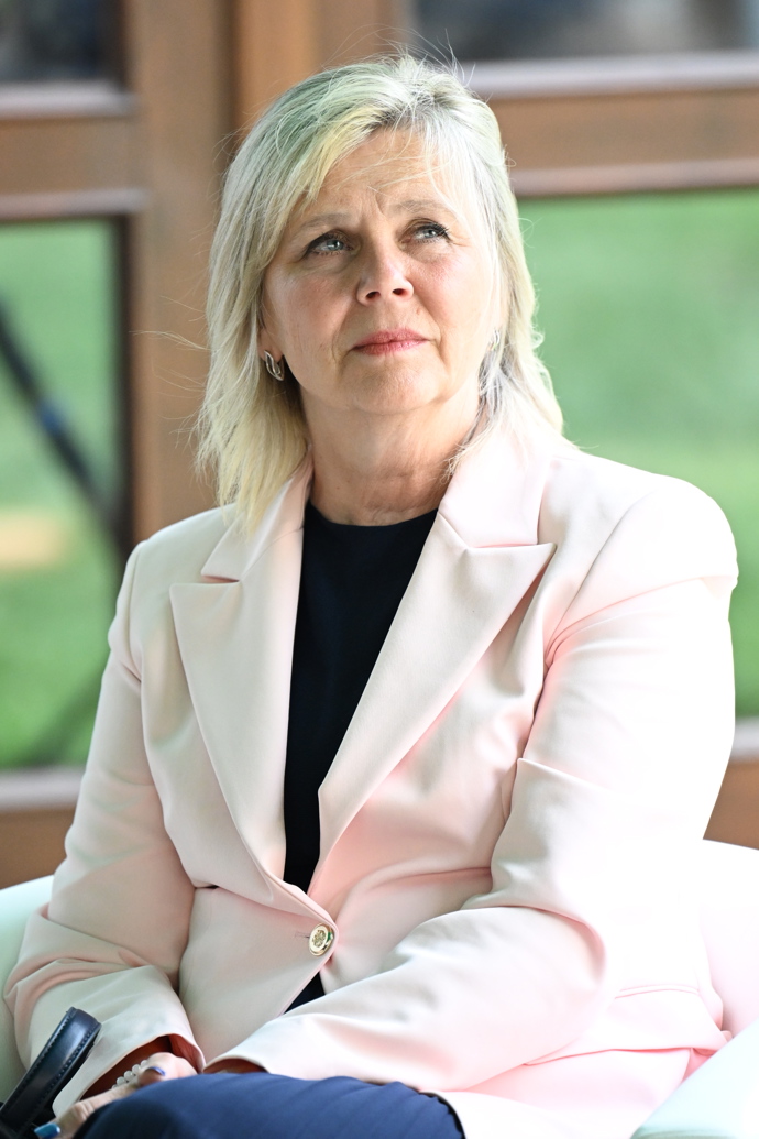 FOTO: Eva Pavlová v diecézním centru. – stránka 3