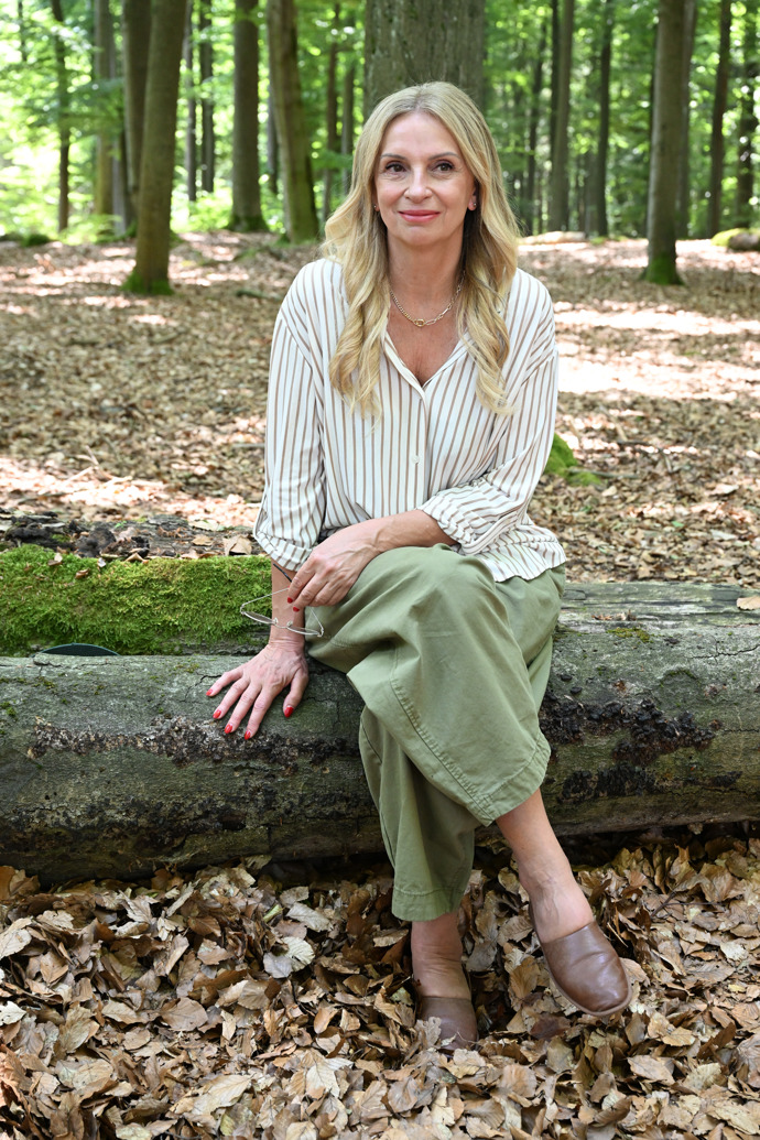 FOTO: Ivana Chýlková zapózovala v lese. – stránka 4