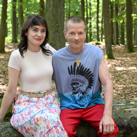 Sarah Haváčová a Matěj Hádek.