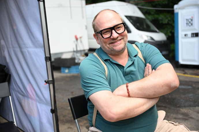 FOTO: Marek Taclík natáčí seriál My nejsme sekta. – stránka 3