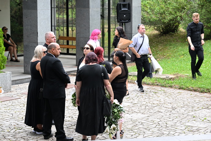 FOTO: Poslední rozloučení s Bárou Tlučhořovou. – stránka 57