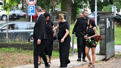 FOTO: Poslední rozloučení s Bárou Tlučhořovou.