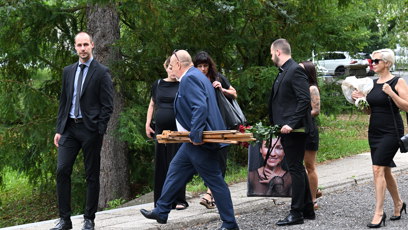 FOTO: Poslední rozloučení s Bárou Tlučhořovou.