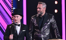 Martin Mikyska a Ondřej Novotný předali jednu z cen.