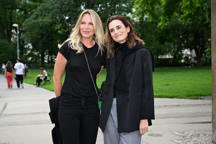 FOTO: Daniela dorazila po boku Diany Kobzanové. – stránka 9