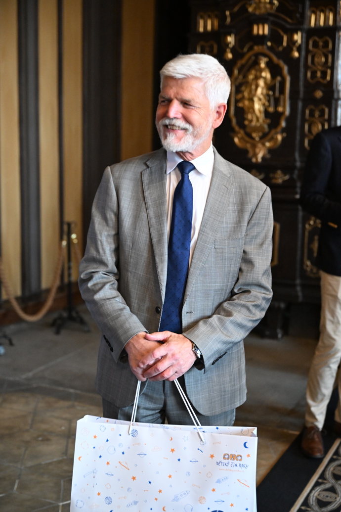 FOTO: Petr Pavel podpořil dobrou věc. – stránka 14