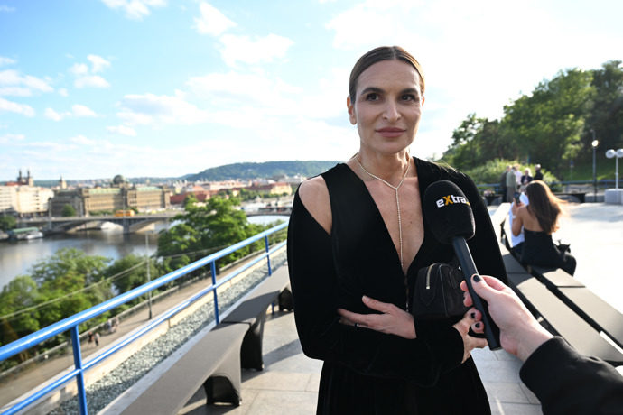 FOTO: Eliška Dospivová během rozhovoru pro eXtra. – stránka 5
