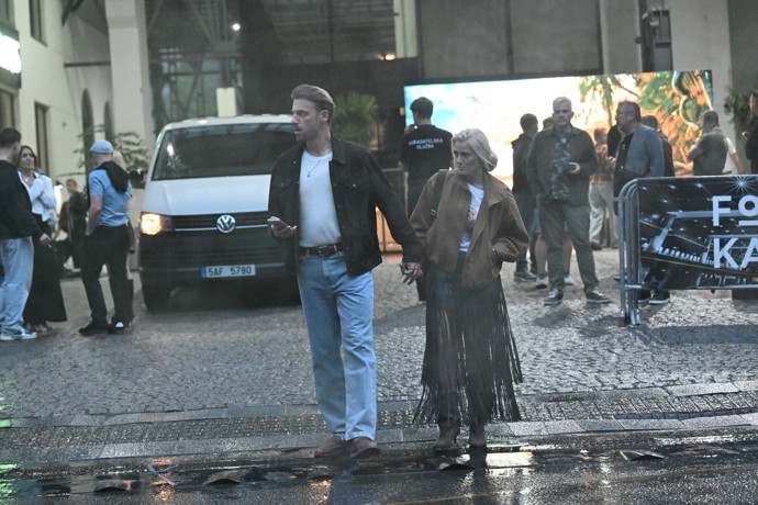 FOTO: Kateřina Pokorná a Martin Prágr. – stránka 9