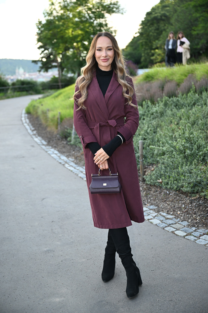 FOTO: Karolína Krézlová na přehlídce.