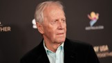 Paul Hogan si dvakrát vzal stejnou ženu a je otcem šesti dětí. Jedno z nich má ale s kráskou z filmu Krokodýl Dundee