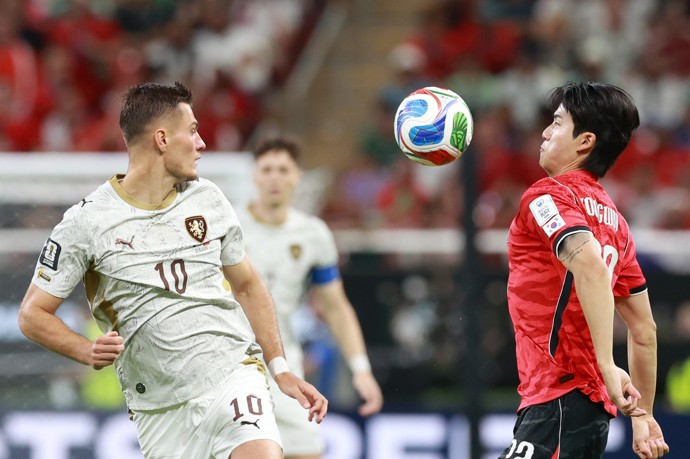 FOTO: MS ve fotbale 2026. – stránka 35