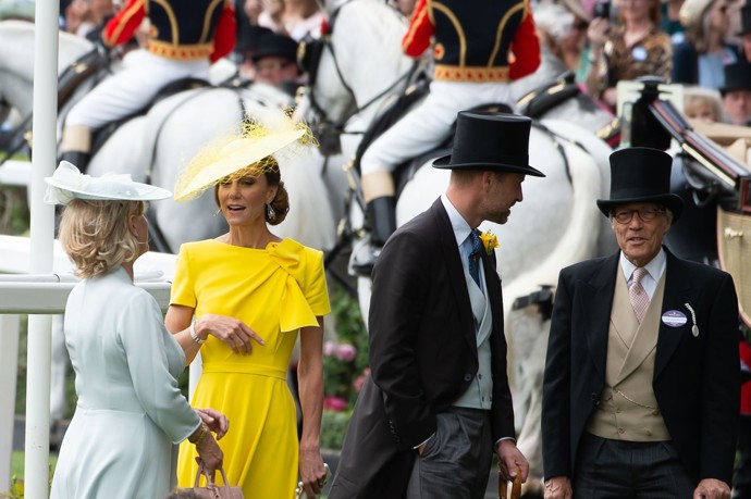 FOTO: Princezna Kate se po několika letech vrátila na prestižní dostihy Royal Ascot a fanoušky britské královské rodiny naprosto nadchla. – stránka 4