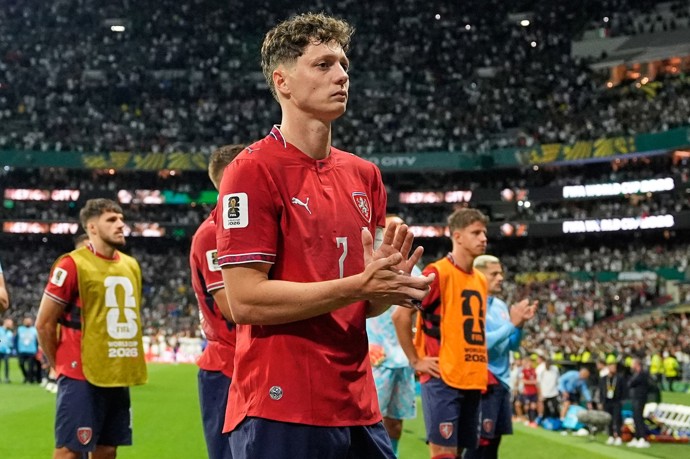FOTO: Čeští fotbalisté předvedli mizerný výkon. – stránka 13