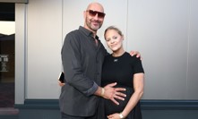 Charlotte Štiková čeká s manželem dítě.