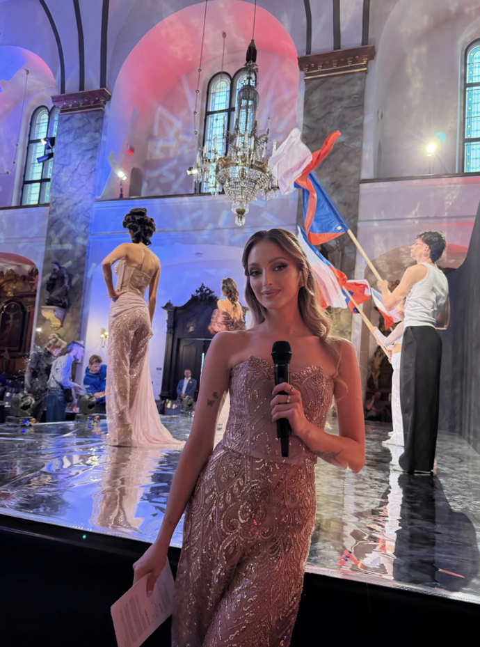 FOTO: Miška moderovala letošní ročník Miss Universe Česko a Slovensko. – stránka 4