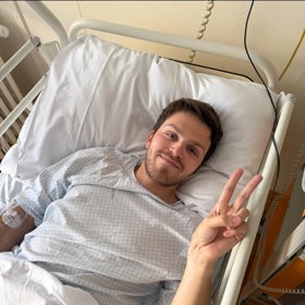 Kytarista Tomáš Javůrek skončil v nemocnici. 