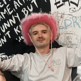 YouTuber Wedry.