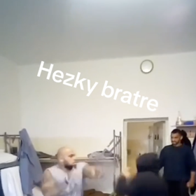 Vězni se natáčejí za mřížemi, přitom to mají zakázané.