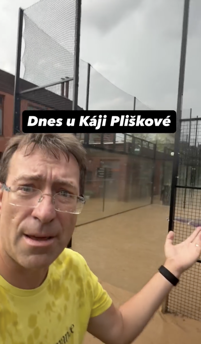 FOTO: Jiří Hynek nevěřil vlastním očím. – stránka 19