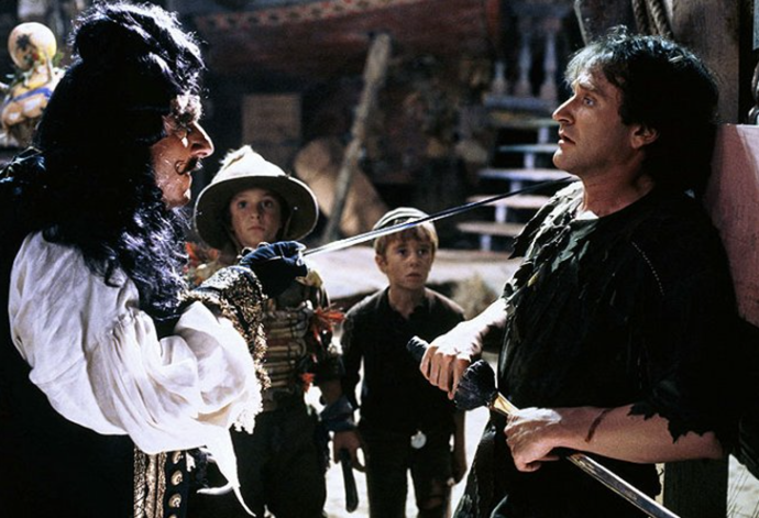 FOTO: Dustin Hoffman a Robin Williams ve filmu Hook. – stránka 3