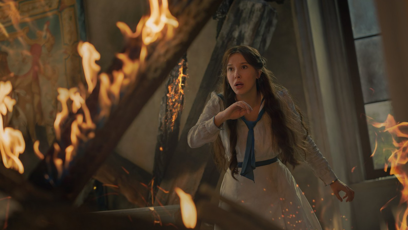 FOTO: Millie Bobby Brown v pokračování dobrodružného filmu Enola Holmes 3.