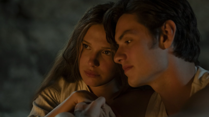 FOTO: Millie Bobby Brown a Louis Partridge jako snoubenci ve filmu filmu Enola Holmes 3.