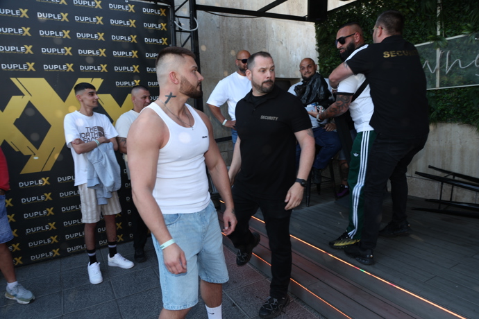 FOTO: Marek Valášek a Lukáš Bartoš se chytli. – stránka 8