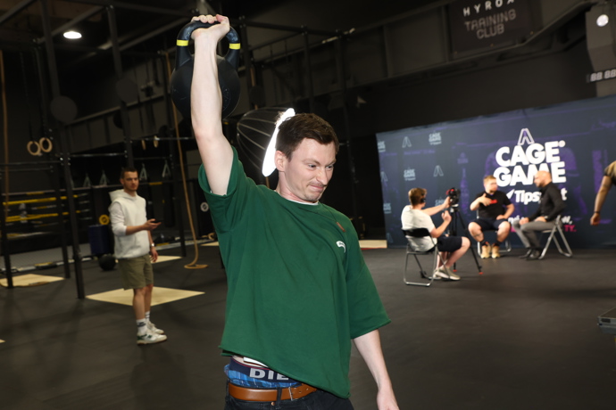 FOTO: Mikýř vyzkoušel vybavení Oktagon gymu. – stránka 4