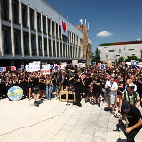 Protest za Českou televizi.
