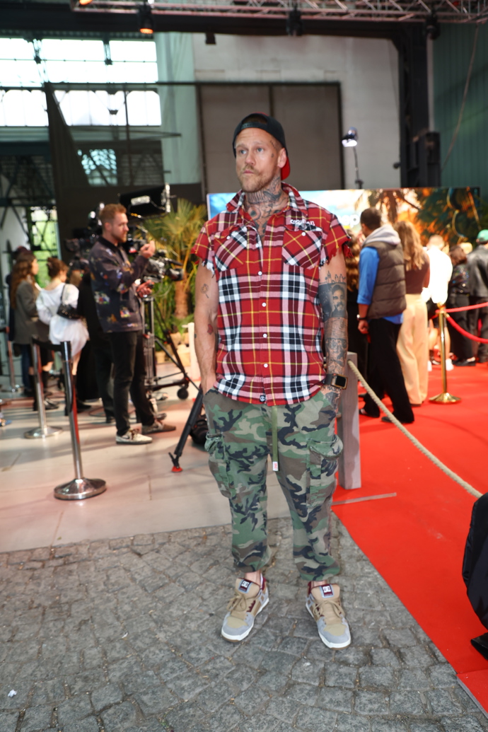 FOTO: Adam Raiter si nenechal ujít velkolepé finále show Survivor 2026. – stránka 156