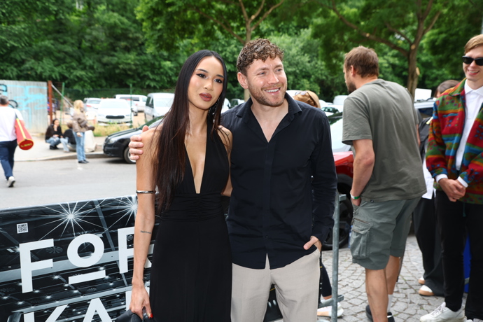 FOTO: Miroslav Dubovický se Sarah Vu na finálovém večeru show Survivor 2026. – stránka 2