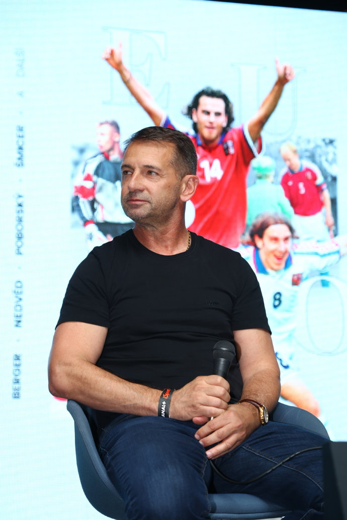 FOTO: Finále proti Německu bolí vicemistry dodnes. – stránka 5