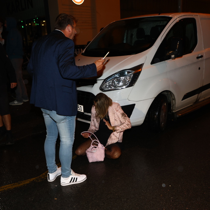 FOTO: Někdo z dívek upadl. – stránka 30