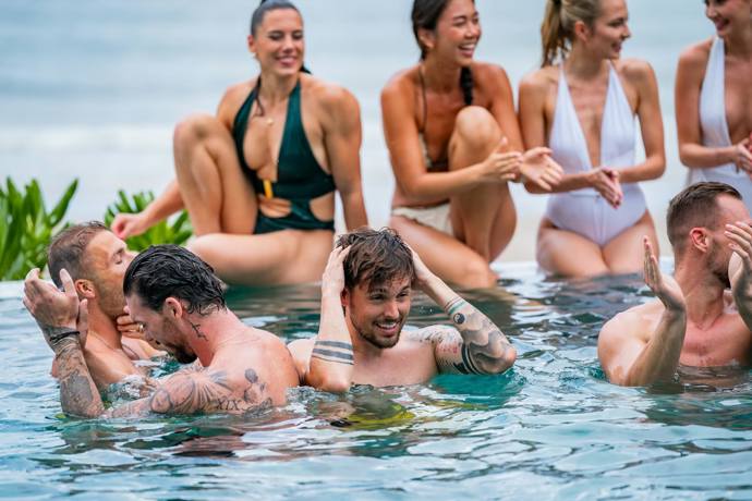 FOTO: Martin Válek má za sebou špatnou zkušenost se starší ženou. – stránka 32