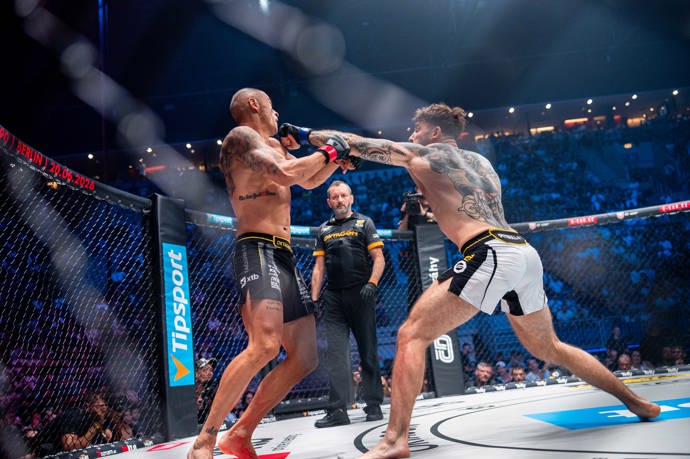 FOTO: Zápas mezi Rasťo Zvarou a Michalem Novotným. – stránka 6